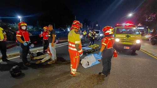 La vendedora ambulante falleci&oacute; en el lugar, mientras el conductor result&oacute; con heridas leves. (Foto: Bomberos Municipales)