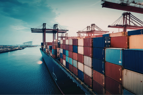 Con el intercambio se busca revertir la ca&iacute;da en exportaciones y abrir la puerta a una era de transferencias tecnol&oacute;gicas e inversi&oacute;n. (Foto: Canva/Soy502)