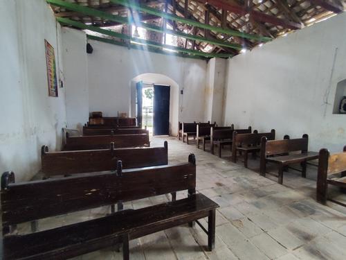 El templo es a&uacute;n utilizado para algunas reuniones religiosas. (Foto: UrbexplorinGt)