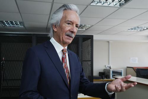 Zamora durante su llegada a la Torre de Tribunales. (Foto: Wilder L&oacute;pez/Soy502)