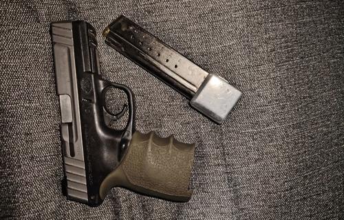 El arma fue incautada como evidencia del caso. (Foto: PNC)