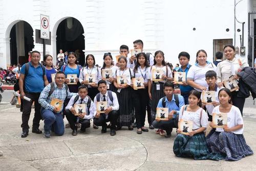 El festival promueve el h&aacute;bito de la lectura mediante actividades dirigidas a toda la comunidad. (Foto: Cortes&iacute;a Libro al Viento Verapaz)