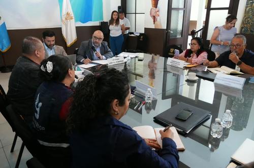El Ministerio de Ambiente detect&oacute; que la empresa almacenaba 68 productos no autorizados y omiti&oacute; estudios de aguas residuales desde 2022. (Foto: Wilder L&oacute;pez/Soy502) 
