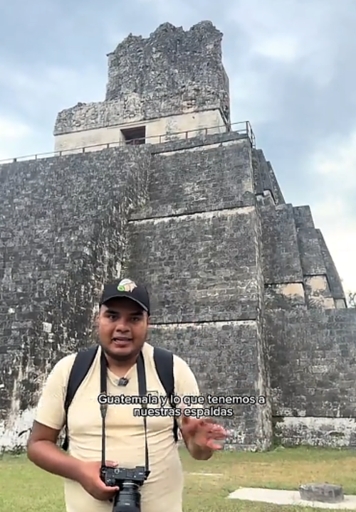 Loros, video, templo, Las Mascaras, Tikal, Soy502, Guatemala, Noticias 2