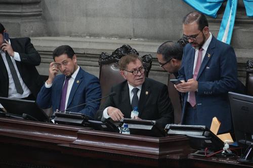 La sesi&oacute;n del jueves 20 de agosto se suspendi&oacute; por falta de qu&oacute;rum tras esperar unos 40 minutos a los parlamentarios. (Foto: Wilder L&oacute;pez/Soy502)