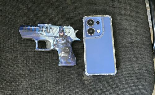 Esta es el arma de juguete con la que habr&iacute;an cometido la fechor&iacute;a. (Foto: PNC)