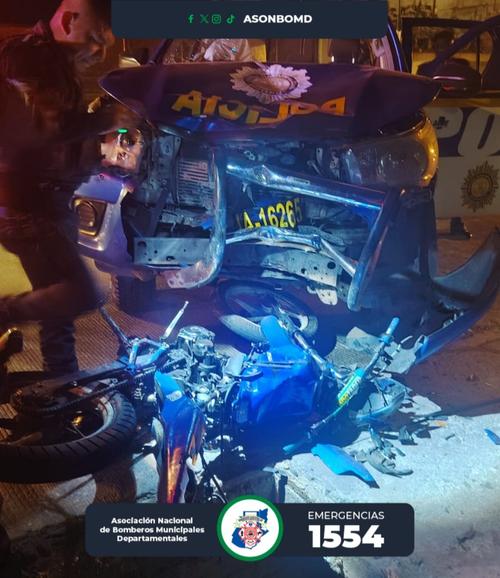 (Foto v&iacute;a: Bomberos Municipales Departamentales)
