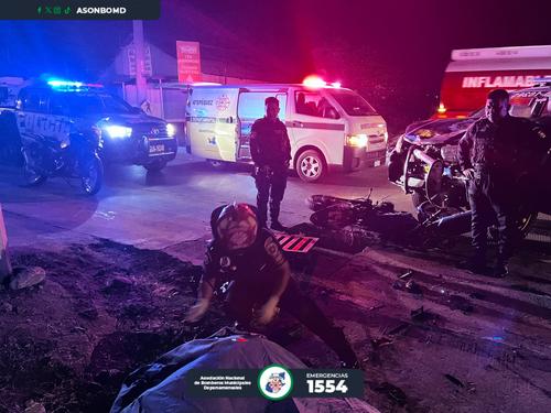 (Foto v&iacute;a: Bomberos Municipales Departamentales)
