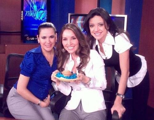 Su tiempo libre lo comparte con su esposo y tres hijos.  (Foto: cortes&iacute;a)