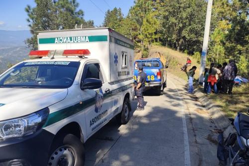 Accidente, heridos, Quich&eacute;, accidente vial, mujer herida, bomberos, 02