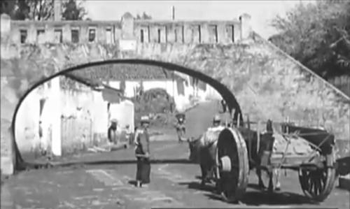 El puente, tambi&eacute;n conocido como De los Enamorados, es uno de los m&aacute;s antiguos de la ciudad. (Foto: RR SS)