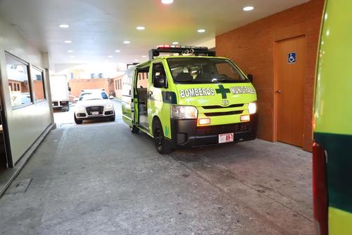 La v&iacute;ctima fue traslada a un centro asistencial privado. (Foto: Bomberos Municipales)