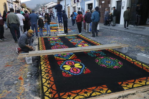 Los trabajos para completarlas toman m&aacute;s de dos horas. (Foto: Renato Melgar/Colaborador)