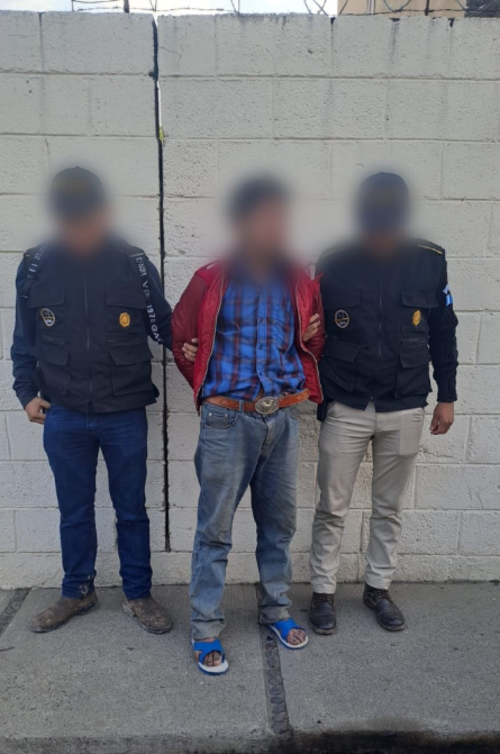 El detenido fue identificado como &Aacute;lvaro H. (Foto: MP)