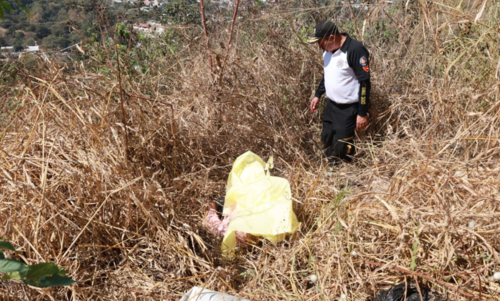Segundo cuerpo encontrado entre la maleza seca. (Foto: CBV)