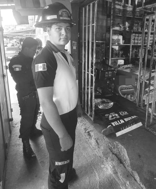 Las v&iacute;ctimas se encontraban en el interior de una tienda de barrio al momento del ataque. (Foto: Bomberos Voluntarios)