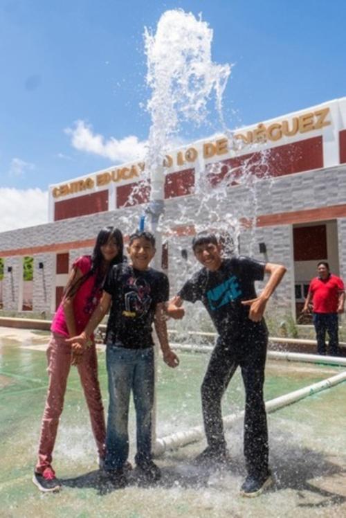 Los vecinos esperan recibir el agua en sus domicilios de manera regular. (Foto: Cortes&iacute;a Municipalidad de Fraijanes)