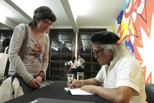 La forma de expresar sus ideas fue bien aceptada por locales, nacionales y extranjeros. (Foto: Antonio Lederer)