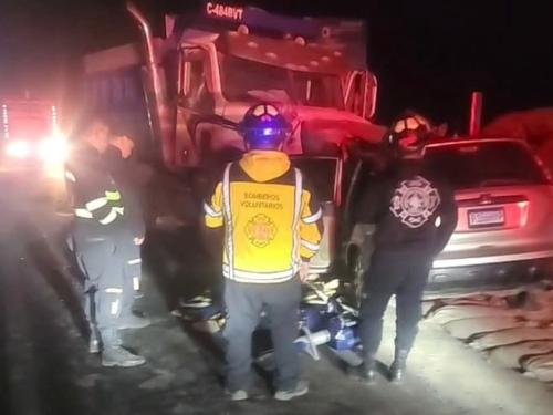 Al lugar se presentaron elementos de Bomberos Voluntarios de Sumpango. (Foto: Redes Sociales)
