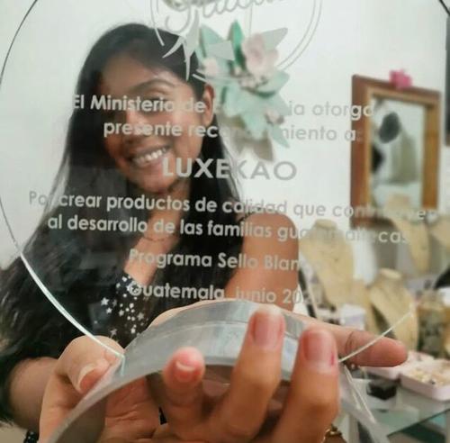 En 2023 recibieron el Galard&oacute;n Sello Blanco del Ministerio de Econom&iacute;a. (Foto: Cortes&iacute;a Luxekao)