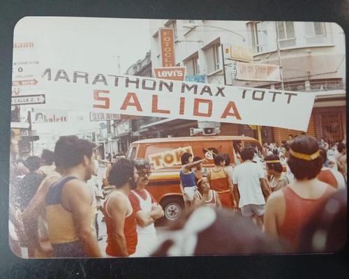 La media marat&oacute;n registr&oacute; otros lugares de salida como la 6a. avenida durante la d&eacute;cada de 1980. (Foto: Eddy Recinos/Colaborador)