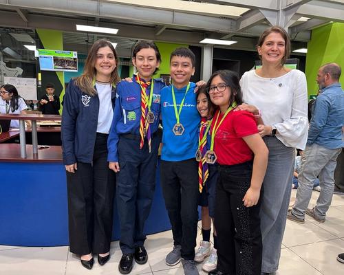 Hay cursos especiales para los menores de edad. (Foto: Cortes&iacute;a Municipalidad de Guatemala)