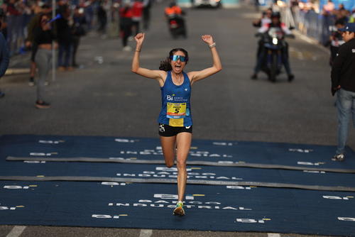 Viviana Aroche ha cruzado primero la meta en las &uacute;ltimas dos ediciones de la tradicional Carrera de Los Barrios. (Foto: Archivo)