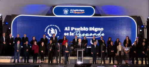 El presidente agradeci&oacute; durante su discurso al equipo de gobierno que lo acompa&ntilde;a. (Foto: Captura de pantalla)