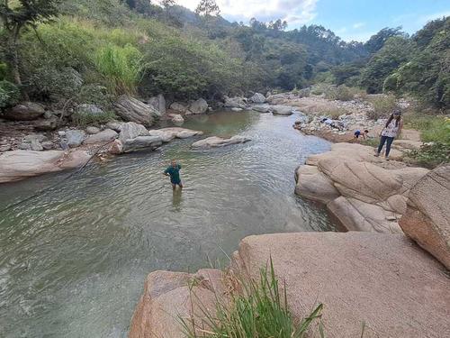 Las aguas del r&iacute;o Sajcap se acumulan en las pozas El Convento. (Foto: Oswaldo Cop/Colaborador)
