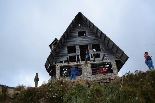 La caba&ntilde;a ubicada en el mirador de Los Cuchumatanes es emblem&aacute;tico del parque Juan Di&eacute;guez Olaverri. (Foto: Jos&eacute; G&oacute;mez/Colaborador)