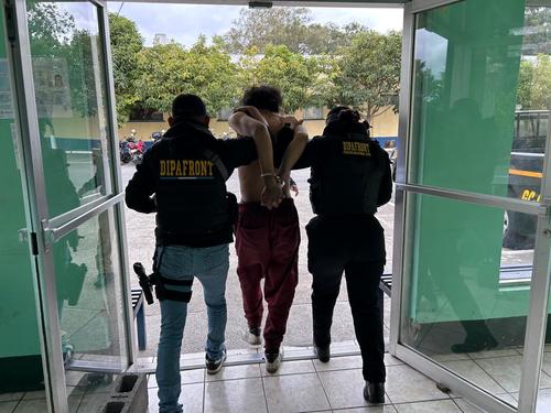 El se&ntilde;alado fue trasladado a la sede del GACRI para las diligencias pertinentes. (Foto: PNC)
