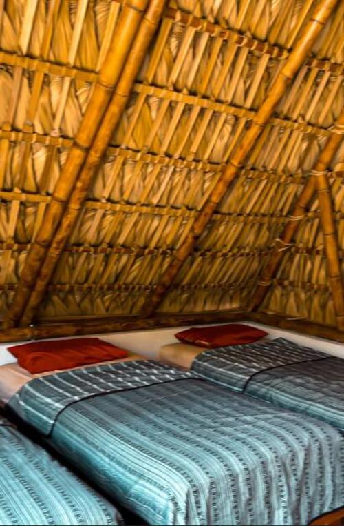 El alojamiento que complementa la experiencia natural. (Foto: Finca Agua Tibia GT)