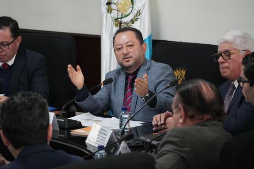 Walter Mazariegos, preside la comisi&oacute;n de postulaci&oacute;n. (Foto: Wilder L&oacute;pez/Soy502)