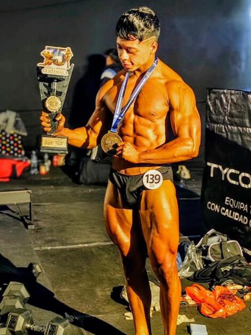 Ahora cosecha triunfos en el fisicoculturismo. (Foto: Cortes&iacute;a)