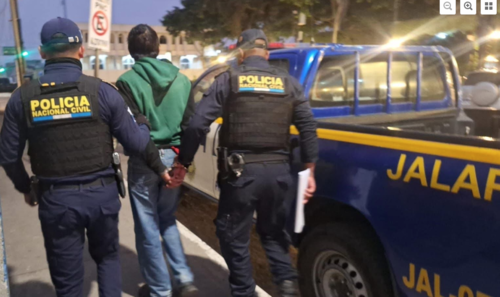 El capturado fue trasladado a la cabecera de Jalapa par enfrentar la justicia. (Foto: PNC)