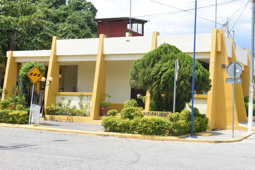 La municipalidad de Usumatl&aacute;n actualmente. (Foto: Wilder L&oacute;pez/Colaborador)