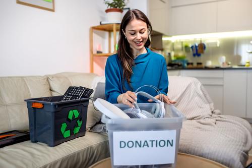 Utilizar cajas en este proceso te permite visualizar mejor lo que donas, reciclas, guardas y eliminas. (Foto: Shutterstock)