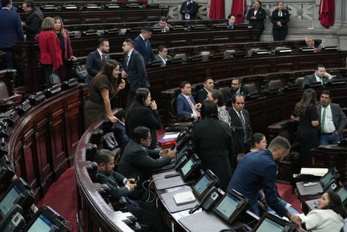 Hasta las 21:30 horas del martes 27 de enero continuaba la discusi&oacute;n de enmiendas sin que se aprobara ninguna. (Foto: Wilder L&oacute;pez/Soy502)