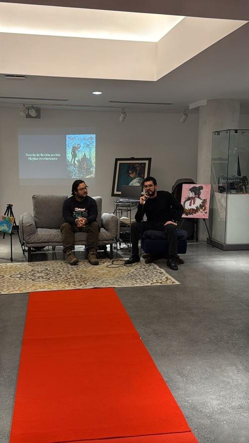 El autor dialog&oacute; con el p&uacute;blico sobre el proceso creativo. (Foto: DanSan-R)