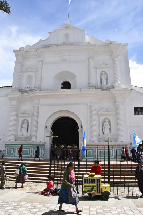 La fachada de la iglesia de Tecp&aacute;n ofrece un estilo barroco, aunque su interior parece renacentista. (Foto: Julio Bala/Colaborador)
