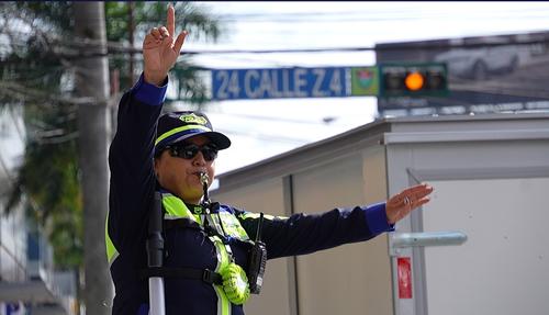 Los agentes se desplazar&aacute;n por la ciudad para apoyar en el tr&aacute;fico. (Foto: Cortes&iacute;a Municipalidad de Guatemala)