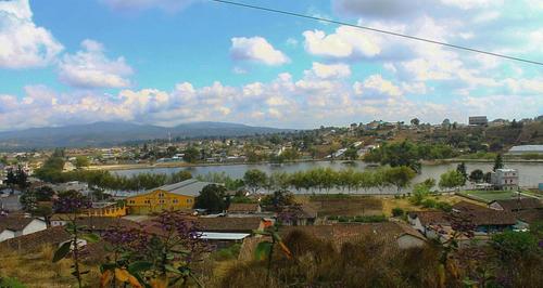 Una vista panor&aacute;mica de la laguna ubicada en el centro de Ilotenango. (Foto: Oswaldo Cop/Colaborador)