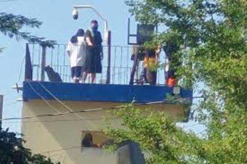 Las autoridades analizaron el bloqueo de se&ntilde;ales de telefon&iacute;a e internet en los centros carcelarios y la posible coordinaci&oacute;n con empresas de telecomunicaciones para frenar actividades il&iacute;citas. (Foto: Archivo/Soy502)