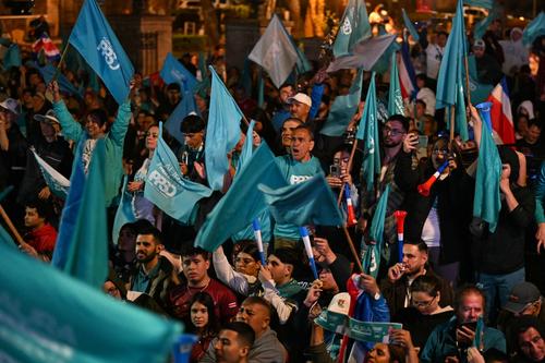 Partidarios de la candidata celebraron tras los primeros resultados de las elecciones presidenciales. (Foto: AFP)