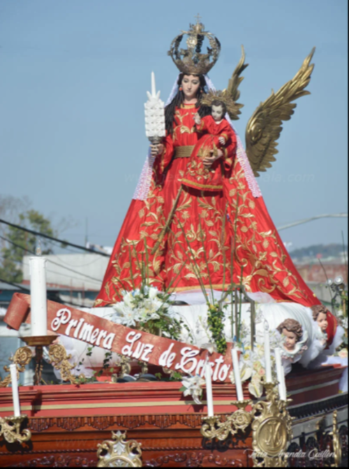 Para el d&iacute;a principal (2 de febrero), la visten con sus mejores galas. (Foto: Luc&iacute;a Arandia Guill&eacute;n/ jesusenguatemala.com)