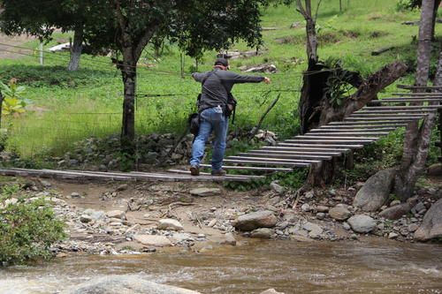 Debes donar Q5 en la comunidad para ingresar al sitio. (Foto: Fredy Hern&aacute;ndez/Colaborador)