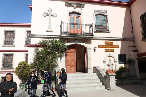 En el edificio se encuentra una plaqueta que narra el regreso de la religiosa a la ciudad. (Foto: Oswaldo Cop/Colaborador)