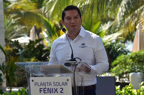 Marlon Mendoza de Castillo Hermanos se&ntilde;al&oacute; la importancia de la energ&iacute;a solar. (Foto: Estuardo Paredes/Colaboraci&oacute;n)