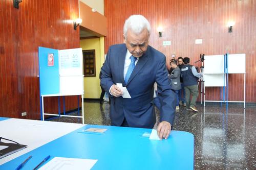 El magistrado de la CC, Hector P&eacute;rez Aguilera, en elecci&oacute;n del CANG. (Foto: Wilder L&oacute;pez)