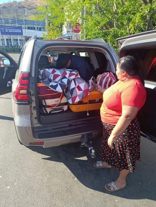 El "ap&oacute;stol Santiago" es se&ntilde;alado de traficar personas por intentar ingresar a El Salvador a un adolescente hondure&ntilde;o sin la autoridades de sus padres. (Foto: Redes sociales)